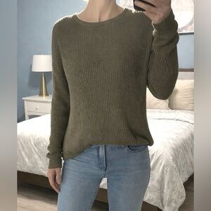Brandy Melville Olive Green Waffle Knit Lightweight Crewneck Sweater